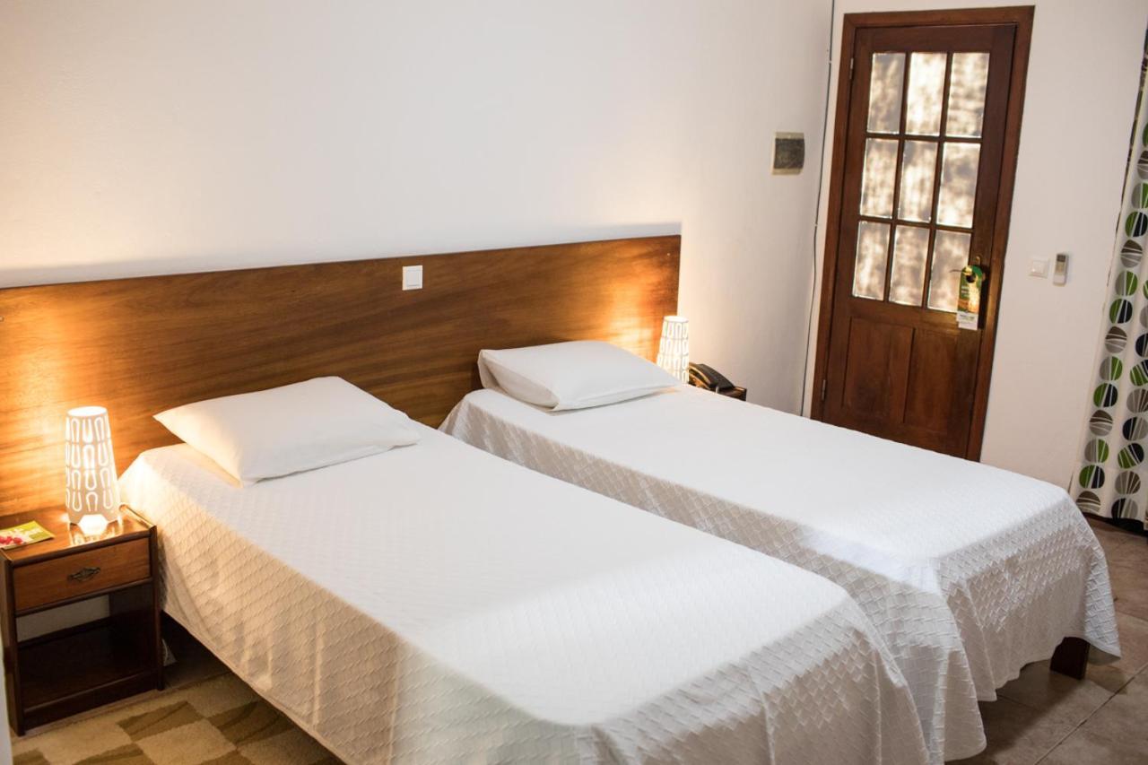 Hotel Praia サントメ エクステリア 写真